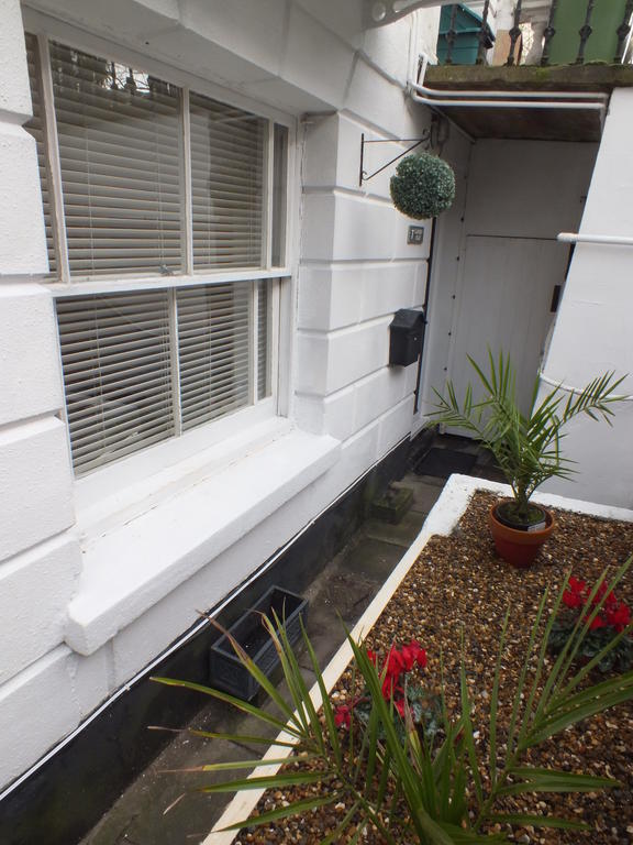 Garden Flat Διαμέρισμα Royal Tunbridge Wells Δωμάτιο φωτογραφία
